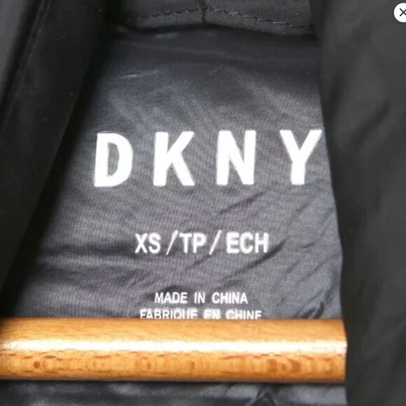 DKNY Asymmetrical Puffer Jacket Packable Winter Coat Hooded Black Pillow Collar - Picture 6 of 16